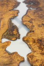 Load image into Gallery viewer, English Pippy oak river dining table