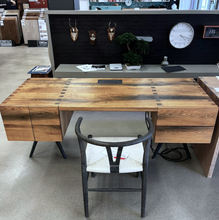 Load image into Gallery viewer, Solid 'Bullet Oak' Desk
