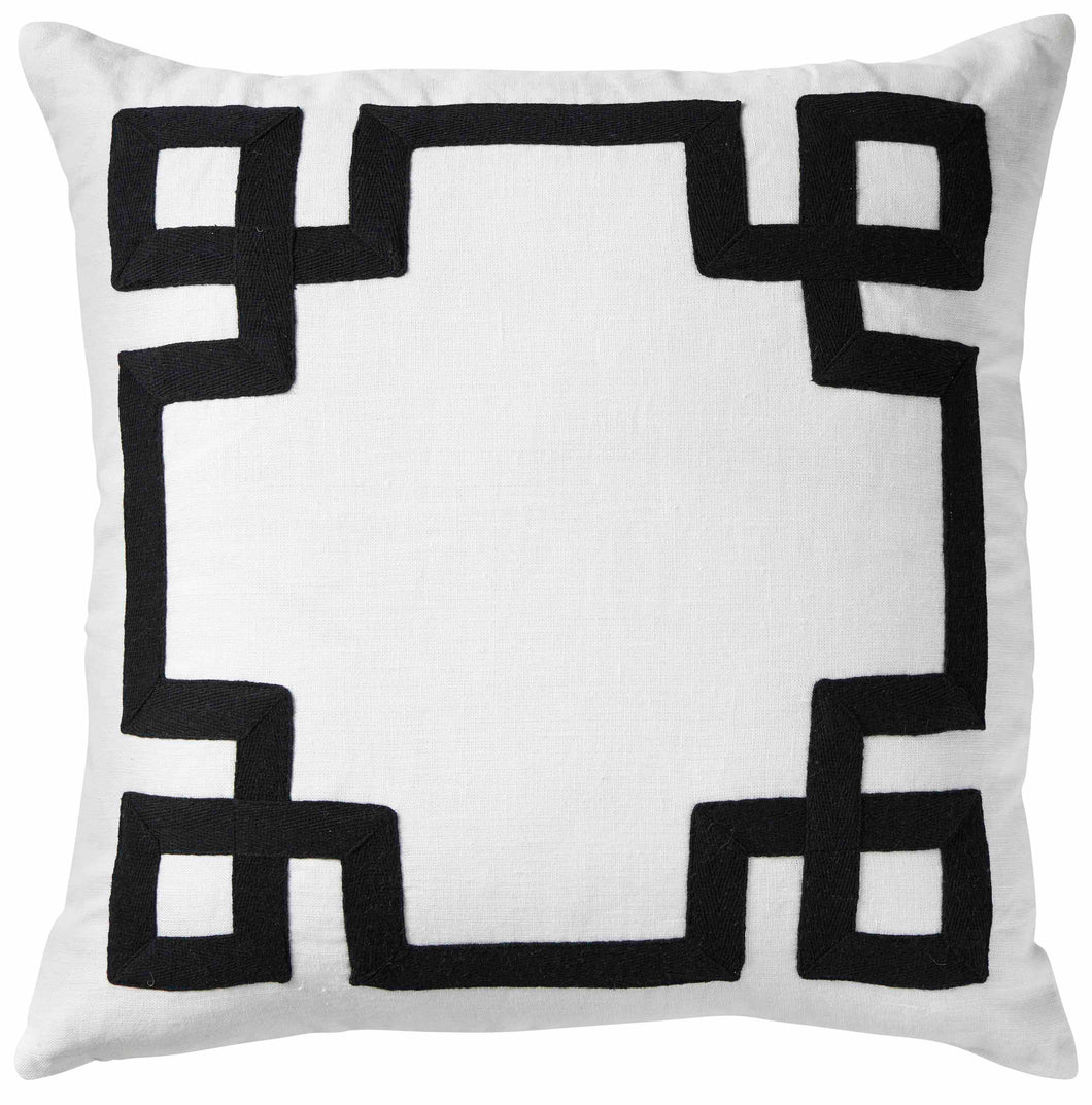 Linen key black cushion (50 x 50)